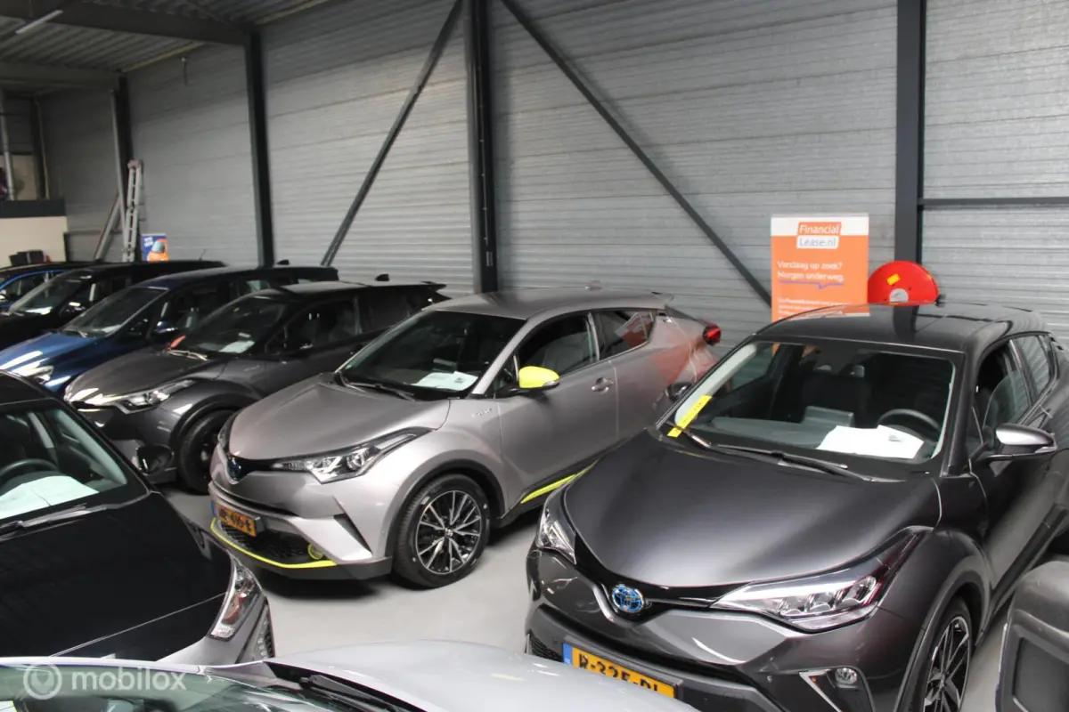 1.8 Hybrid Active | NL Auto Boekjes | Navigatie | Parkeersensoren achter.