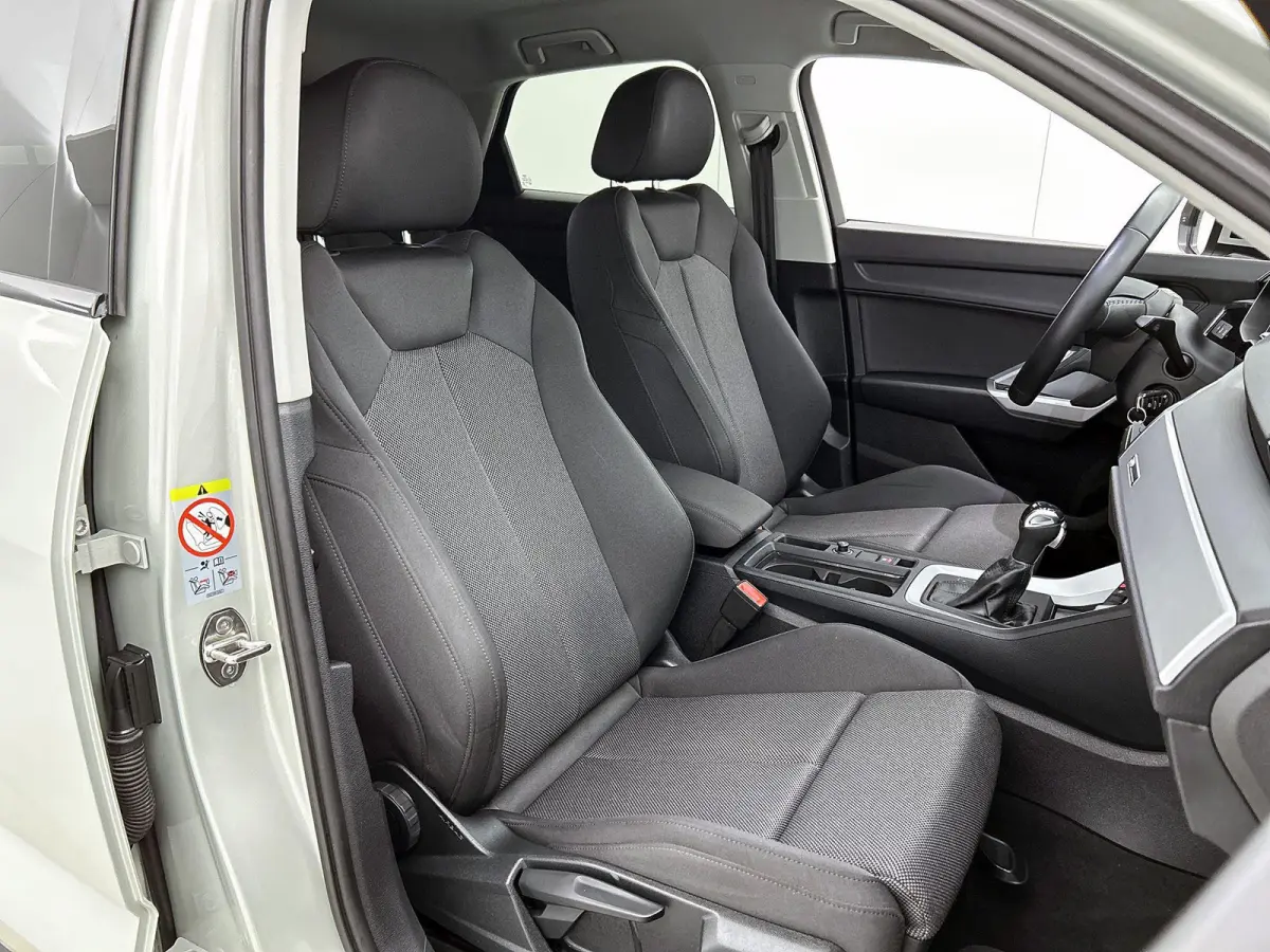 45 TFSI e Advanced Edition 245 PK l Adaptive cruise control l Camera l Navigatie plus l Climate control l Privacy glas | Apple Carplay | Android Auto l Elektr. instel. bestuurdersstoel l Sto