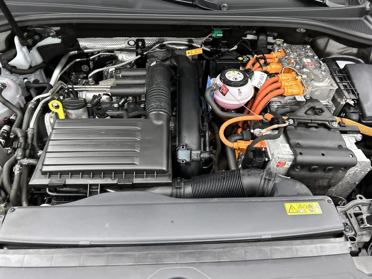 45 TFSI e Advanced Edition 245 PK l Adaptive cruise control l Camera l Navigatie plus l Climate control l Privacy glas | Apple Carplay | Android Auto l Elektr. instel. bestuurdersstoel l Sto
