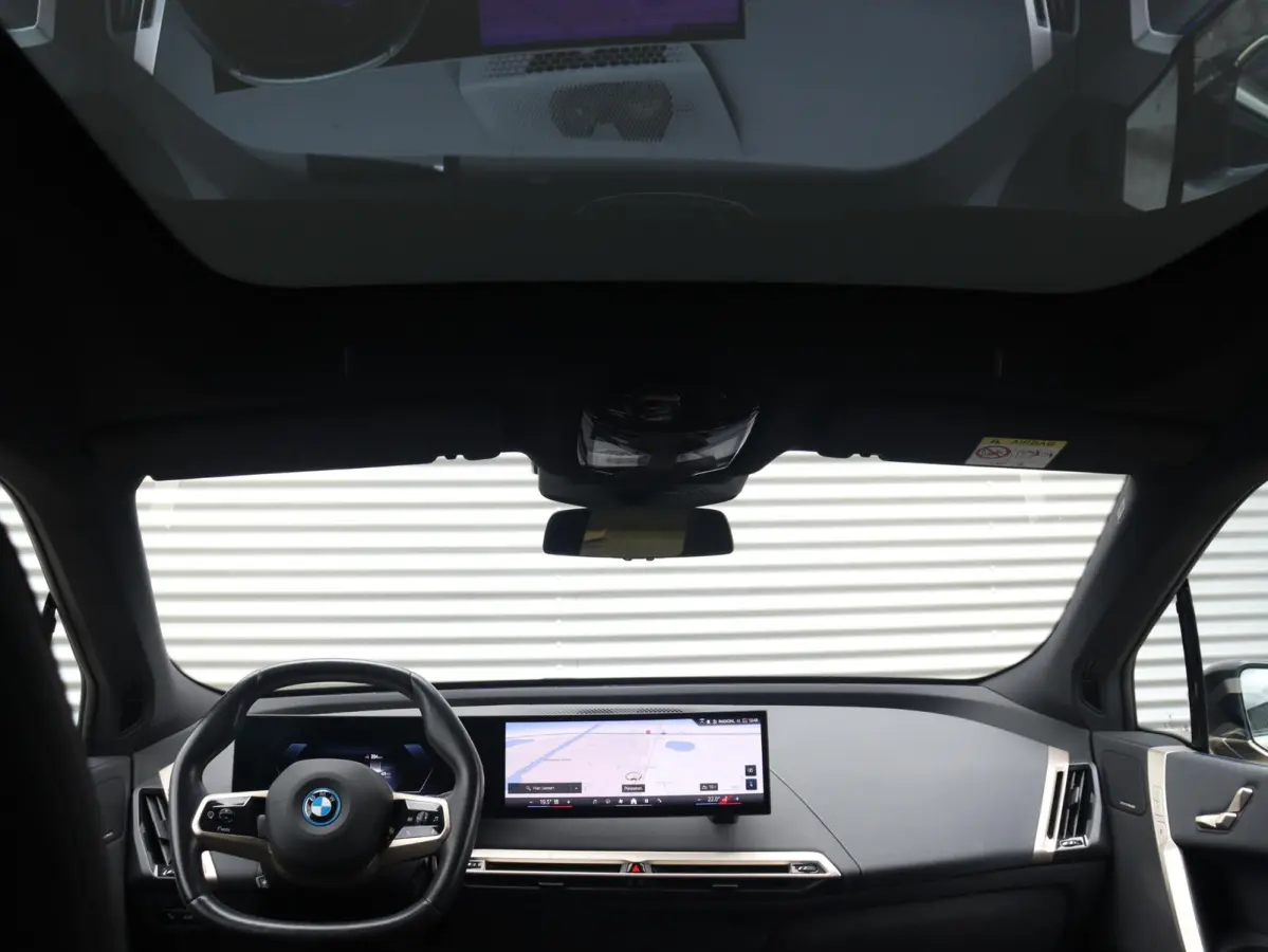 xDrive40 | High Executive | Sportpakket | Panodak Skylounge | Head-Up | Trekhaak | Driving Assistant Prof. | Harman Kardon | Laserlight | Soft Close | 22'' LMV