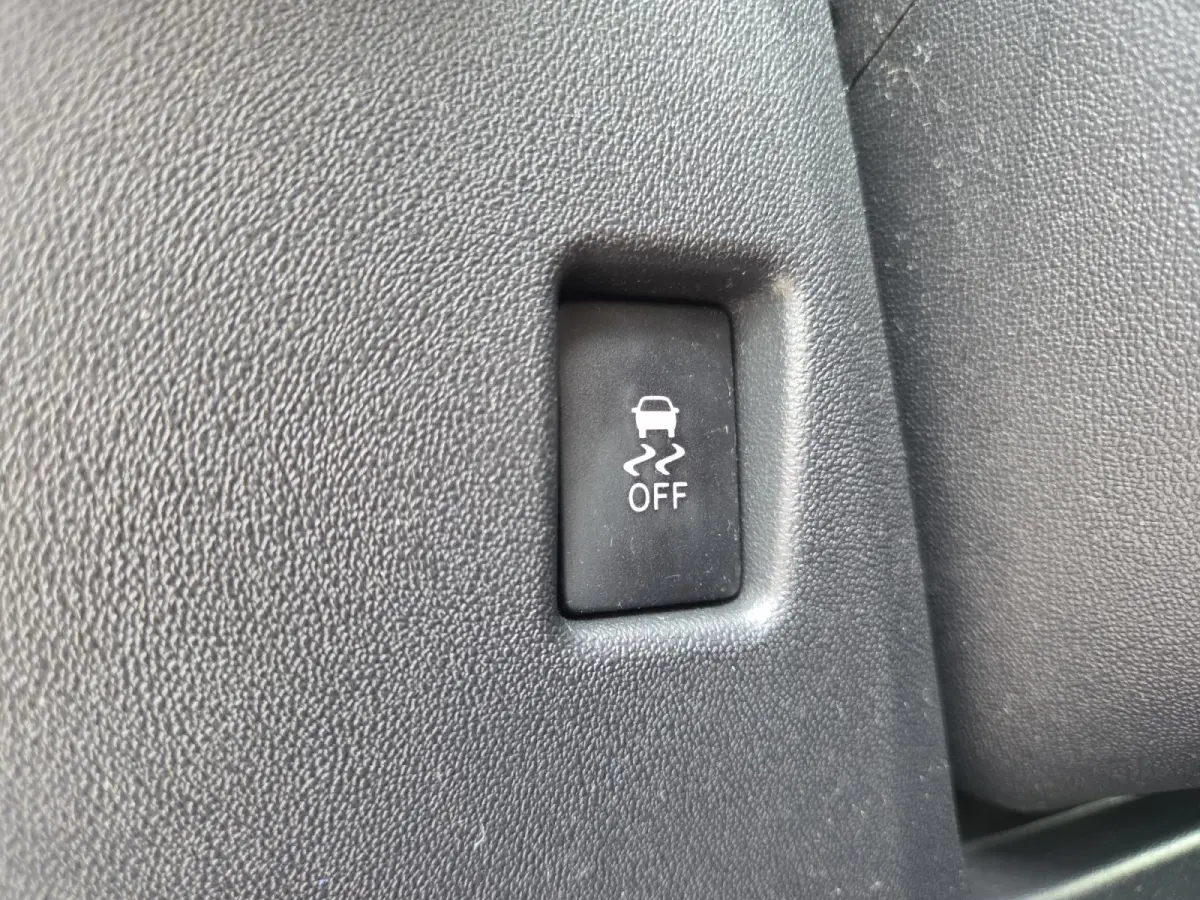 1.0 VVT-i x-fun | Airco | Cruise Control | 12 Maanden BOVAG Garantie |