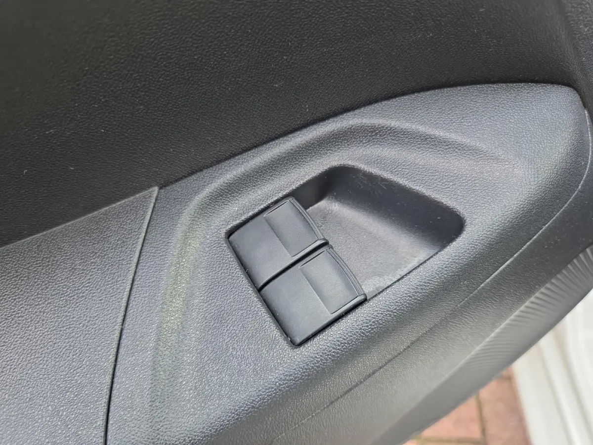 1.0 VVT-i x-fun | Airco | Cruise Control | 12 Maanden BOVAG Garantie |