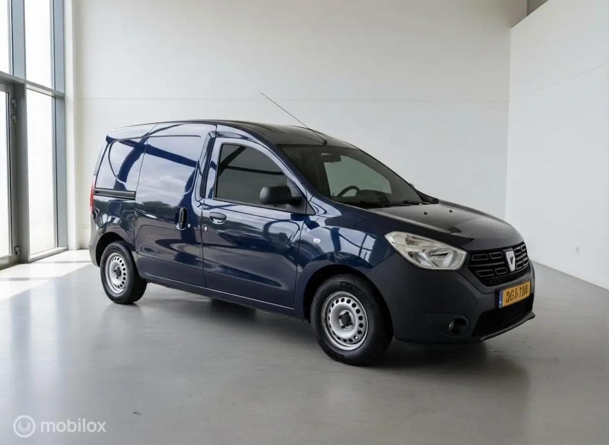 bestel 1.6 MPI 100 Access | Benzine | 96.180 km | Marge