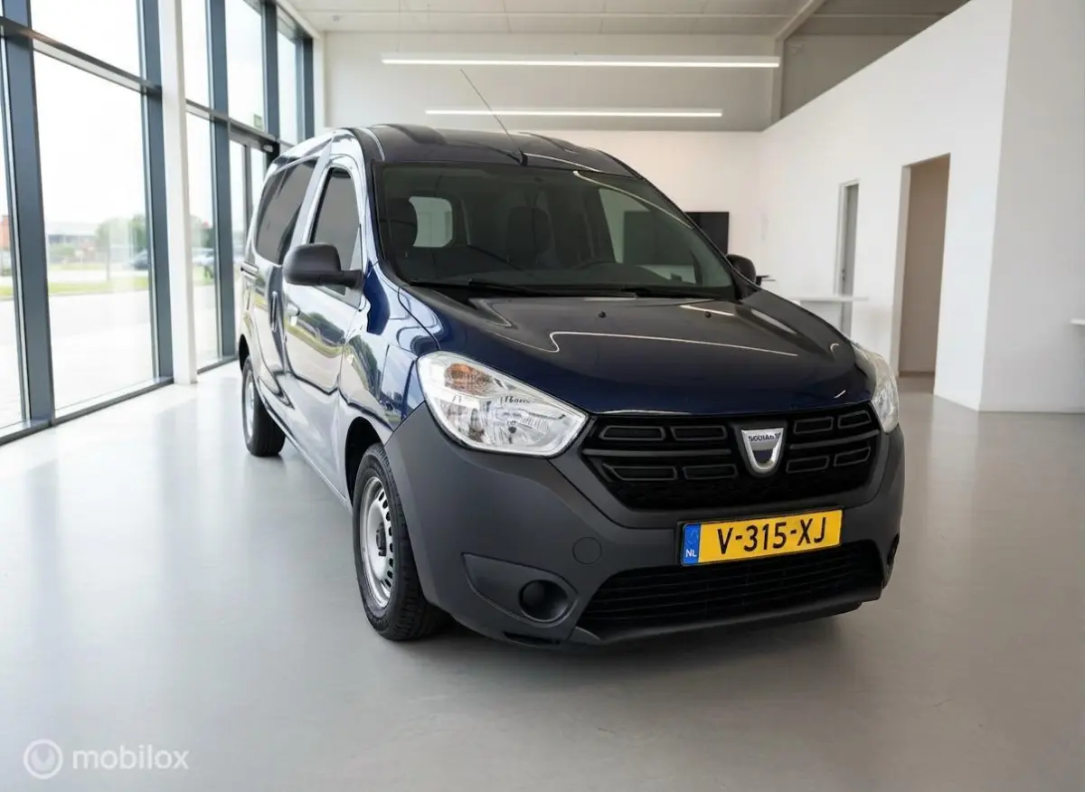 bestel 1.6 MPI 100 Access | Benzine | 96.180 km | Marge