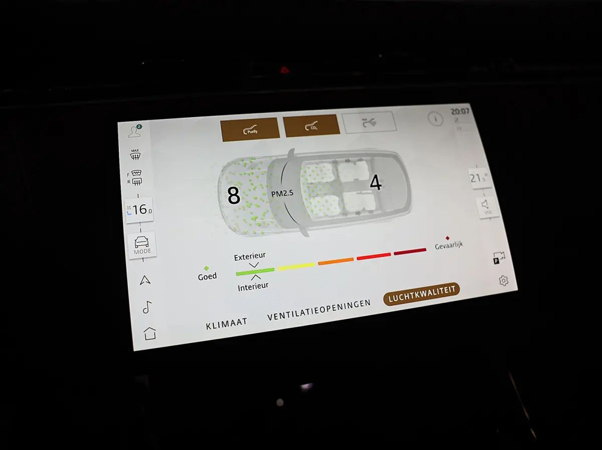 3.0 P550e Autobiography PHEV / SV Bespoke Deep Garnet / Massage / Head Up / Verkoeling / Memory /Pano