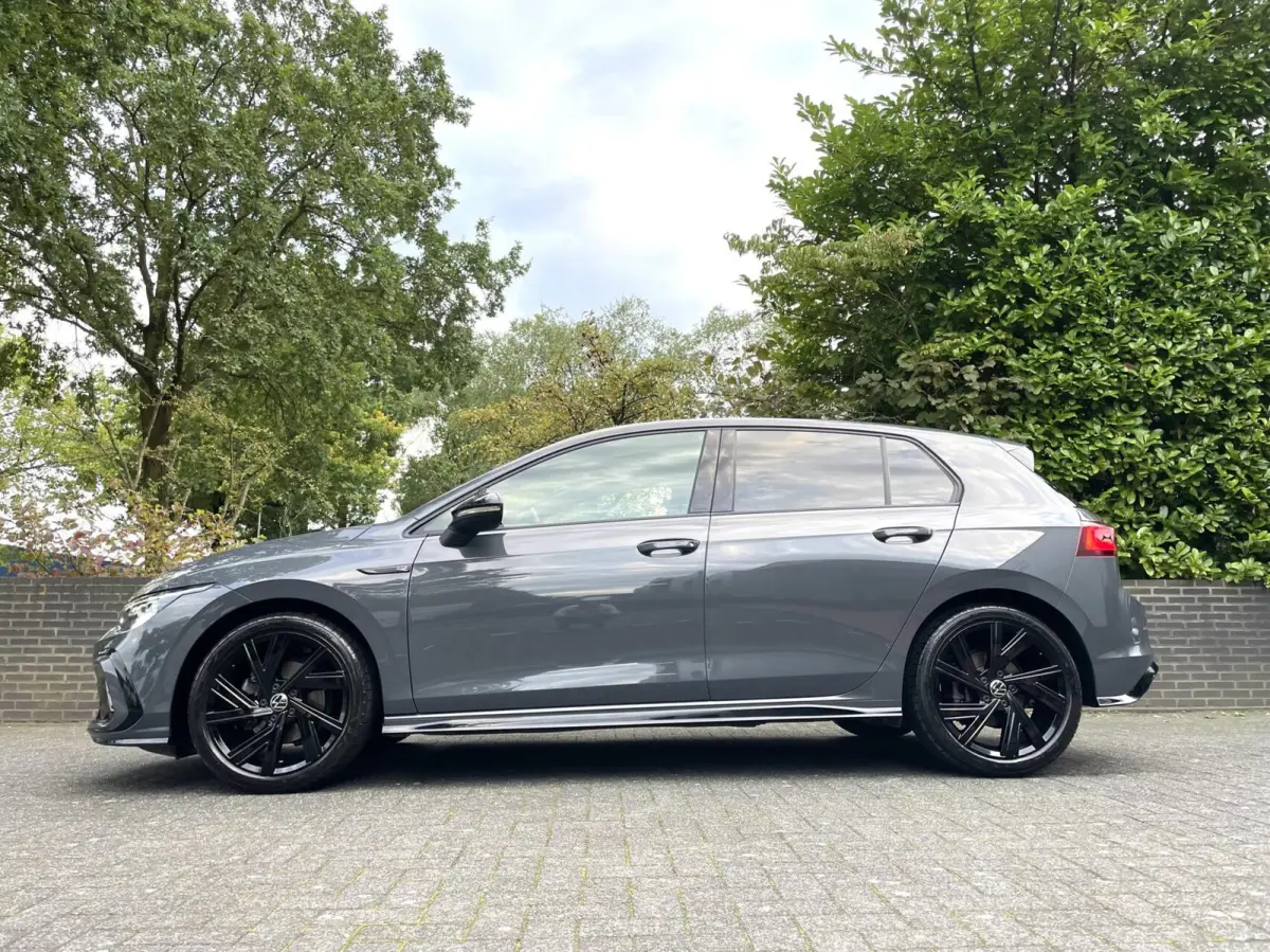 1.5 TSI R-Line Black Style/ Cam/ IQ/ H&K/ Keyless/ CarPlay