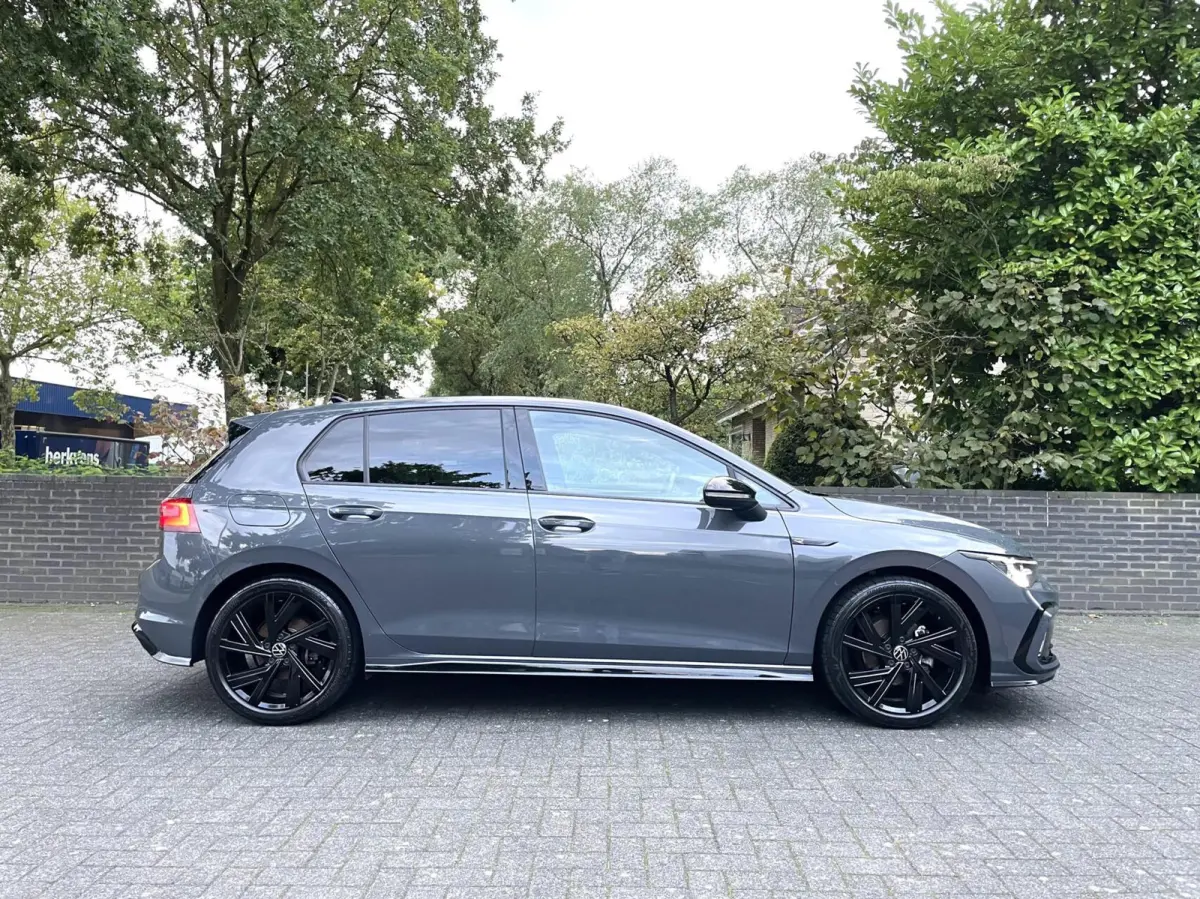 1.5 TSI R-Line Black Style/ Cam/ IQ/ H&K/ Keyless/ CarPlay