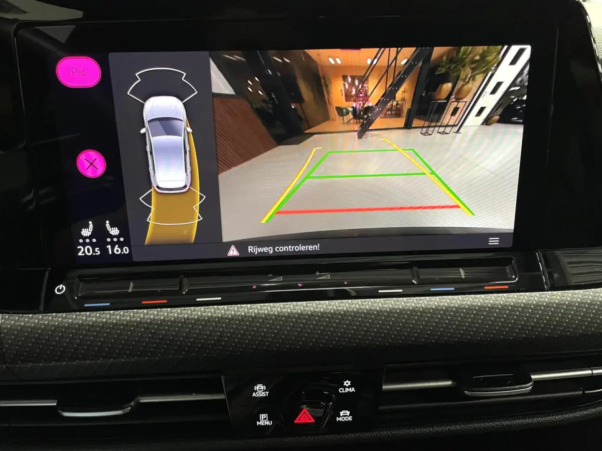 1.5 TSI R-Line Black Style/ Cam/ IQ/ H&K/ Keyless/ CarPlay