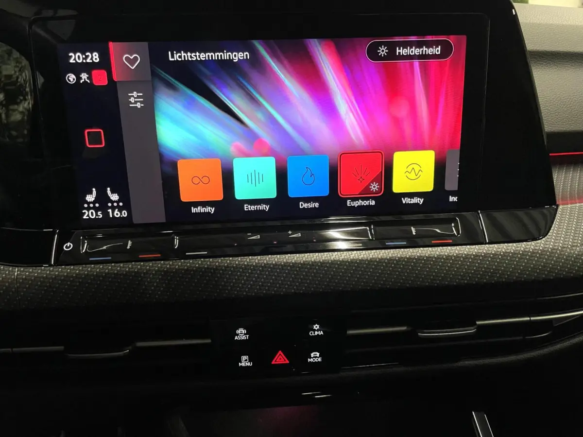 1.5 TSI R-Line Black Style/ Cam/ IQ/ H&K/ Keyless/ CarPlay
