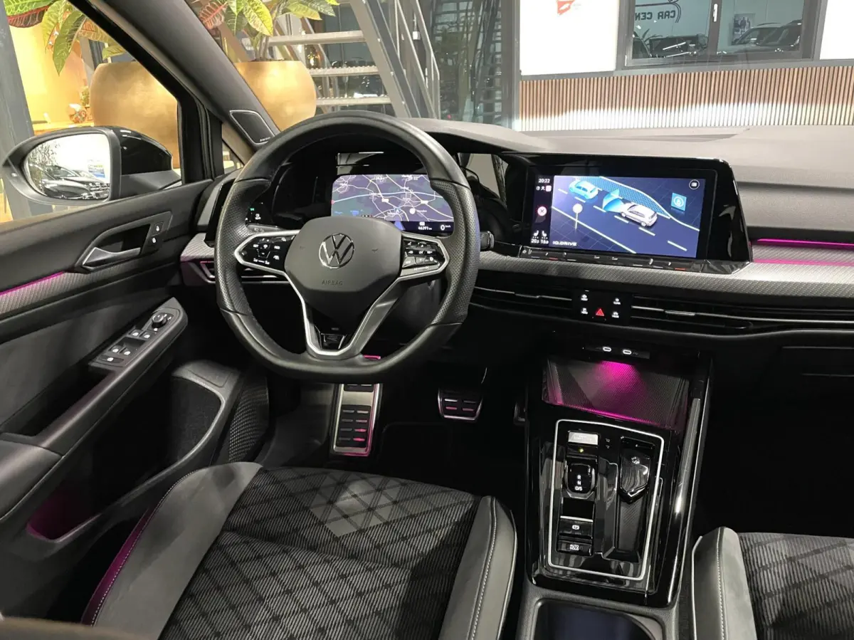 1.5 TSI R-Line Black Style/ Cam/ IQ/ H&K/ Keyless/ CarPlay