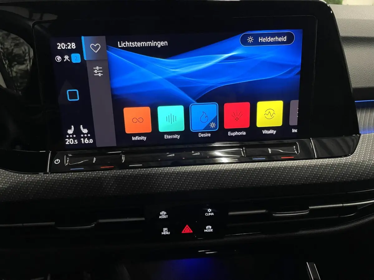 1.5 TSI R-Line Black Style/ Cam/ IQ/ H&K/ Keyless/ CarPlay