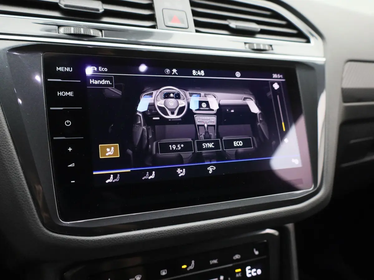 1.4 TSI eHybrid R-Line Business+ 245 PK| SoH 95% | Dealeronderhouden | Trekhaak | Navigatie Pro | 360 Camera | Stoelverwarming | Stuurwielverwarming | 20 Inch Velgen | Dodehoekdetectie | Bla