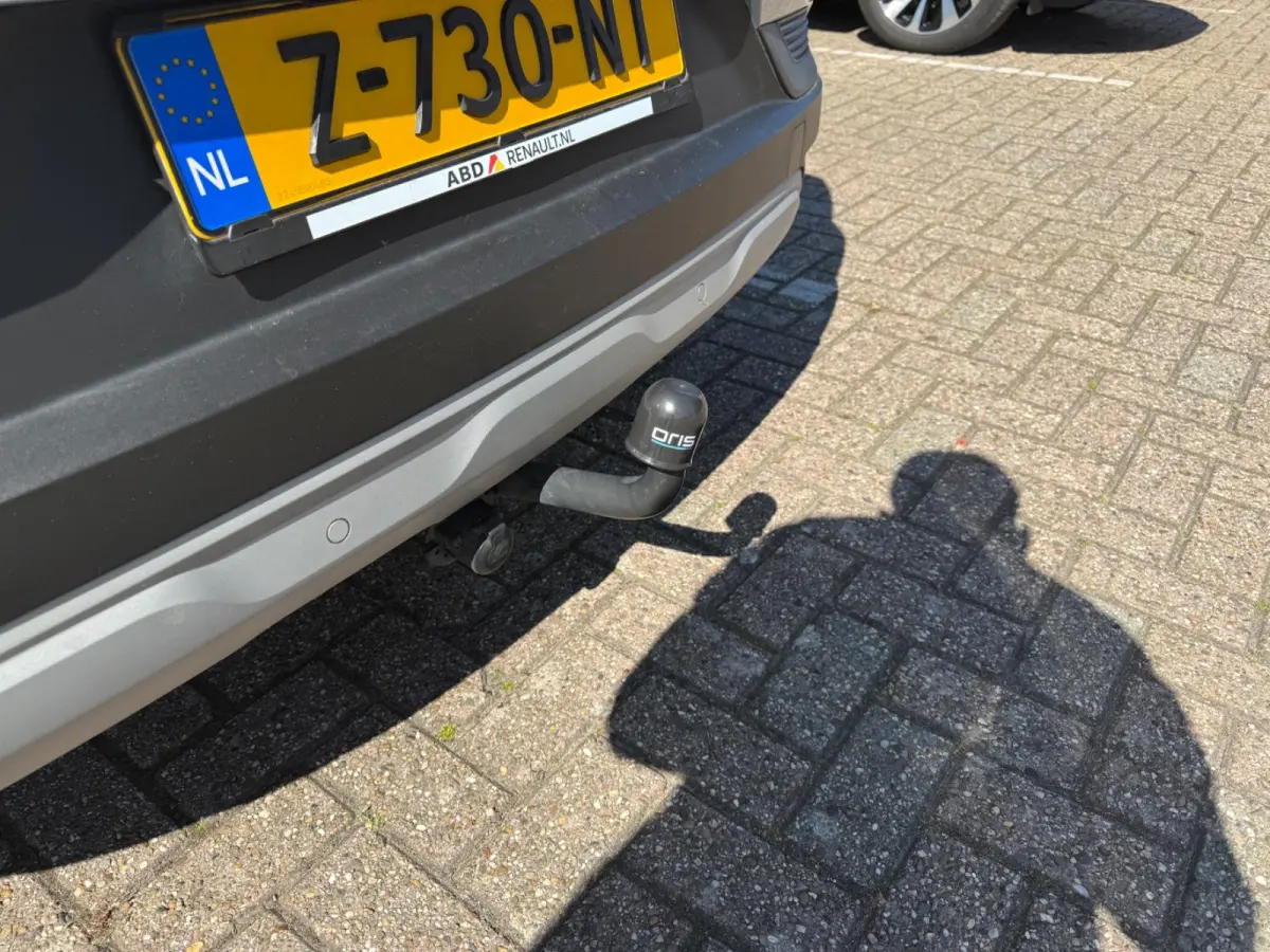evolution E-Tech hybride 145 | Trekhaak | Parkeercamera | Navigatie | Climate Control |