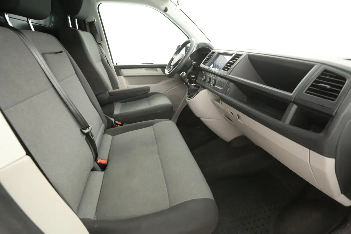 2.0 TDI L1H1 | Airco | Cruise | 3 Zits | 2xSchuifdeur | Trekhaak | Parkeersens.