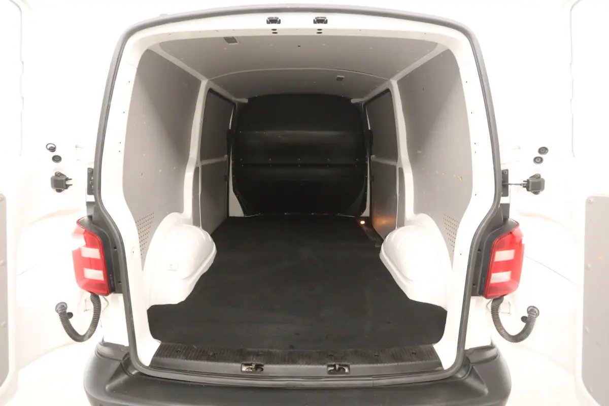 2.0 TDI L1H1 | Airco | Cruise | 3 Zits | 2xSchuifdeur | Trekhaak | Parkeersens.