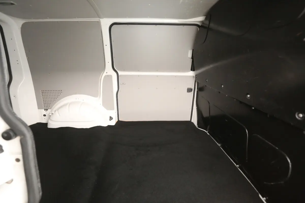 2.0 TDI L1H1 | Airco | Cruise | 3 Zits | 2xSchuifdeur | Trekhaak | Parkeersens.