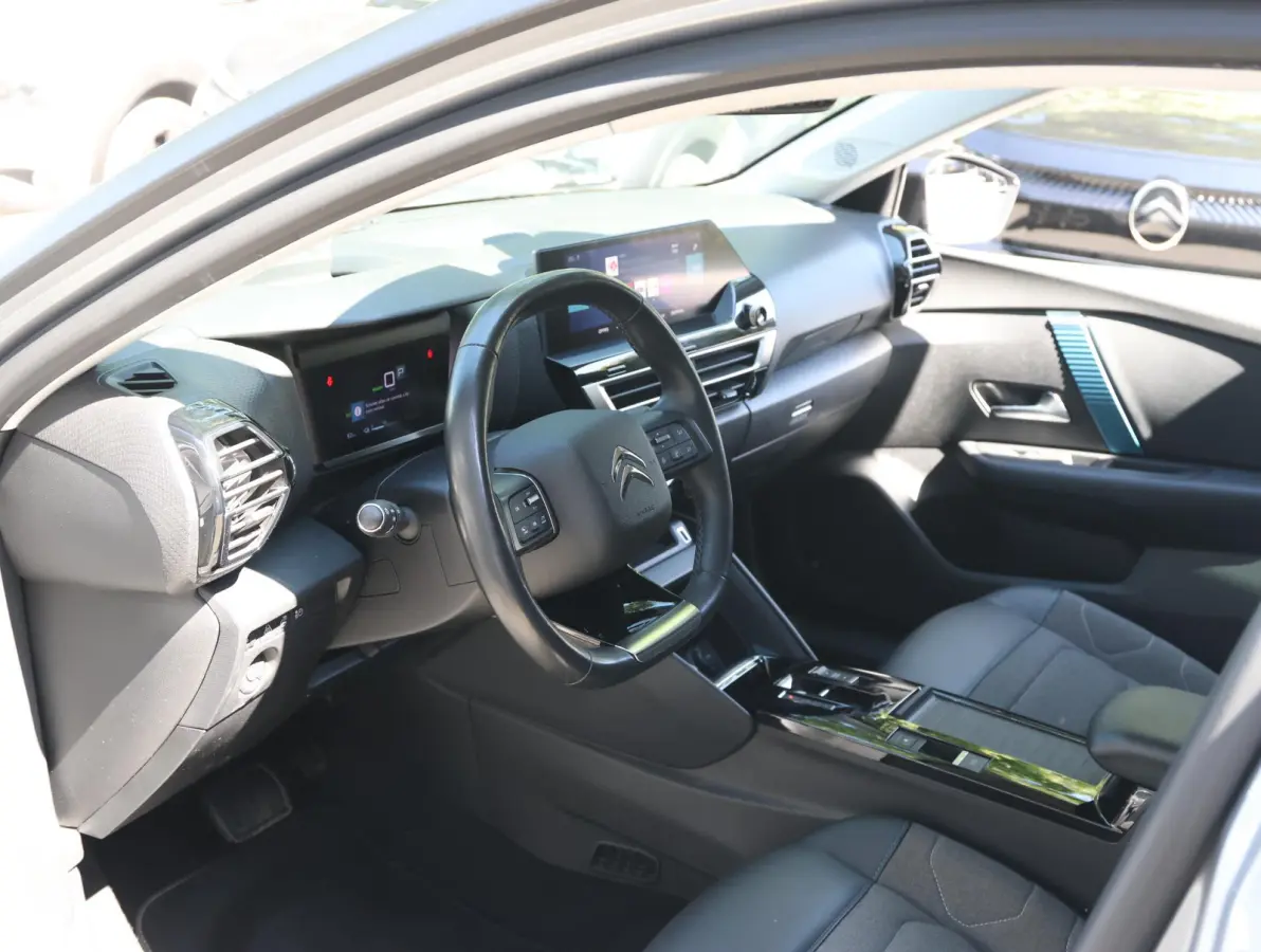 Feel Edition 50 kWh | Accu 91% | Camera | Navigatie | Apple en Android | Climate control
