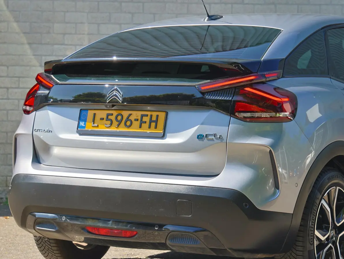 Feel Edition 50 kWh | Accu 91% | Camera | Navigatie | Apple en Android | Climate control