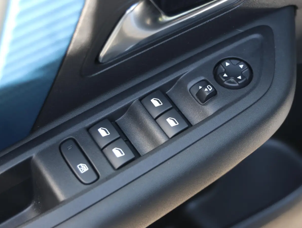 Feel Edition 50 kWh | Accu 91% | Camera | Navigatie | Apple en Android | Climate control