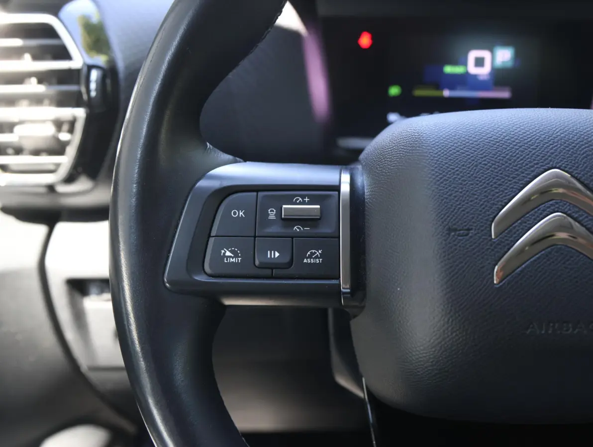 Feel Edition 50 kWh | Accu 91% | Camera | Navigatie | Apple en Android | Climate control