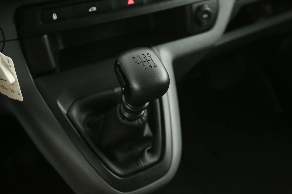 1.5 BlueHDI L2H1 | Airco | Cruise | Carplay | 3 Zits | Trekhaak