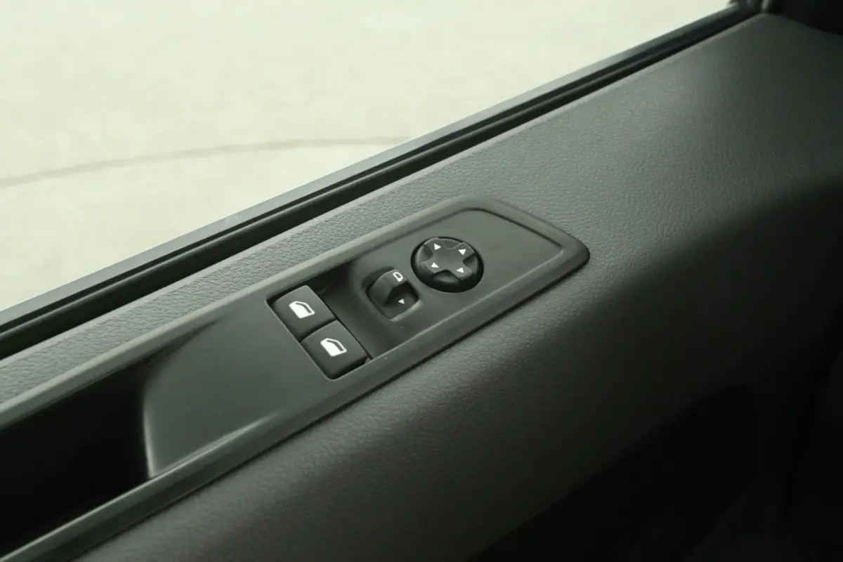 1.5 BlueHDI L2H1 | Airco | Cruise | Carplay | 3 Zits | Trekhaak