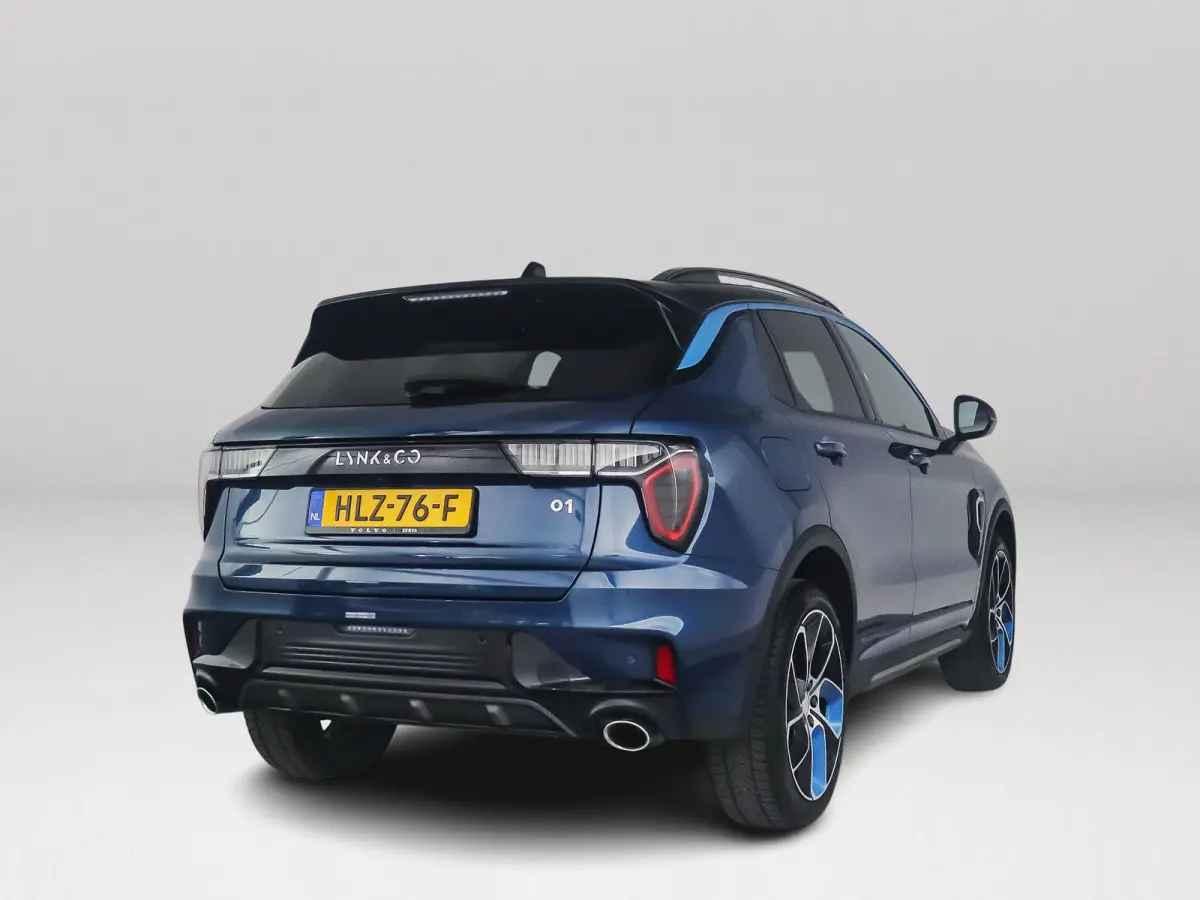 1.5 | Panoramadak | 360° Camera | Infinity audio | Blis | Stoel- en stuurverwarming | Adaptieve cruise control