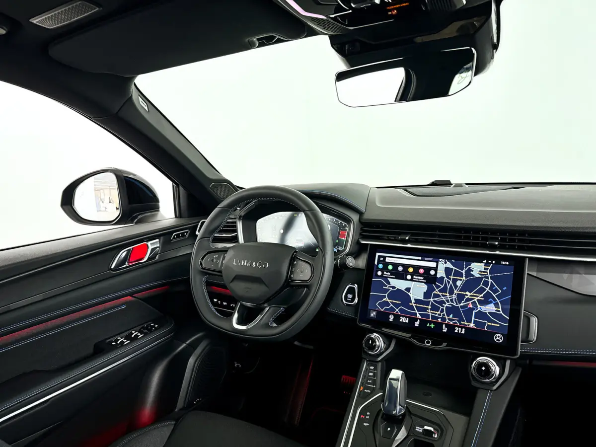 1.5 | Panoramadak | 360° Camera | Infinity audio | Blis | Stoel- en stuurverwarming | Adaptieve cruise control