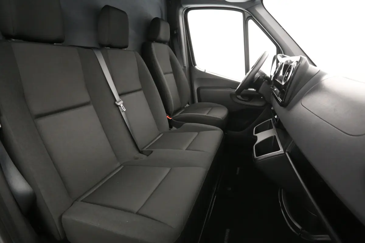 2.1 CDI 143PK L2H2 | Automaat | Airco | Camera | Cruise | 3 Zits | Carplay | Navi