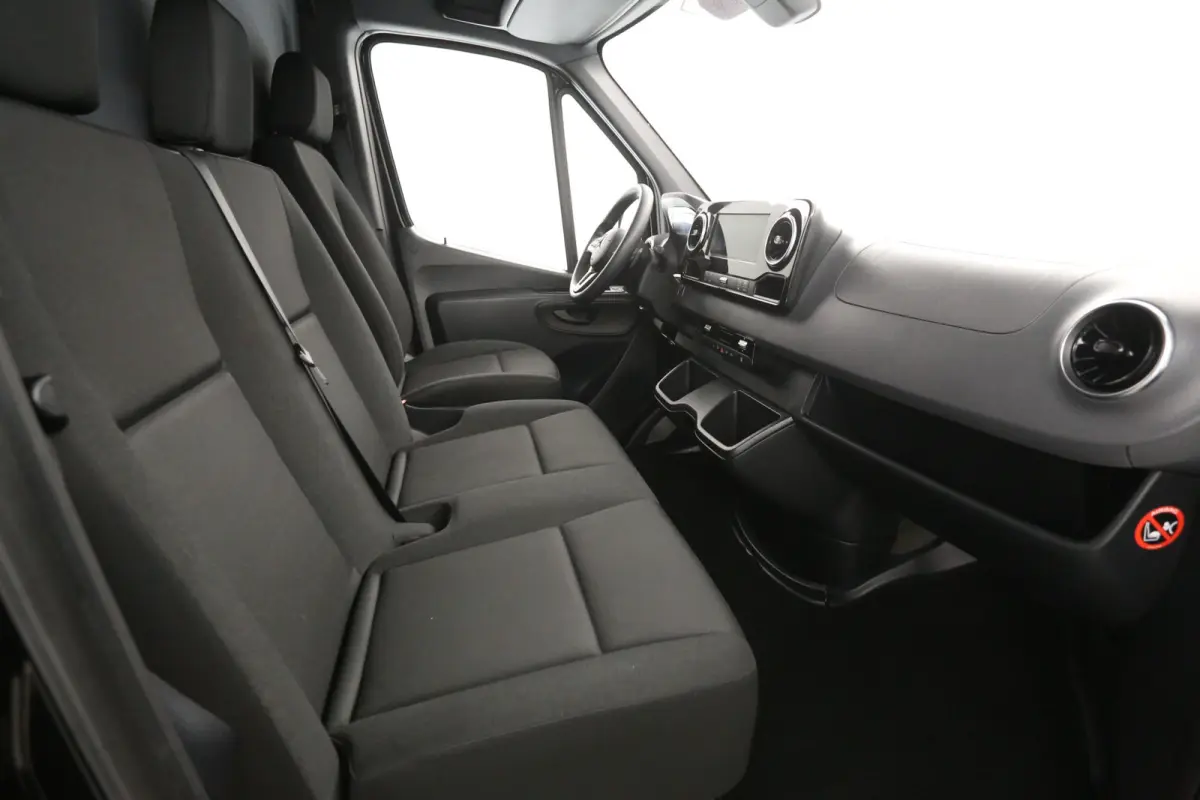2.1 CDI 143PK L2H2 | Automaat | Airco | Camera | Cruise | 3 Zits | Carplay | Navi
