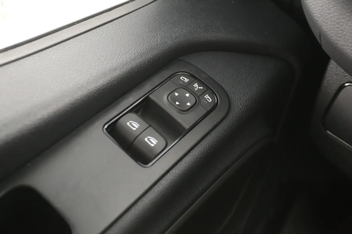 2.1 CDI 143PK L2H2 | Automaat | Airco | Camera | Cruise | 3 Zits | Carplay | Navi