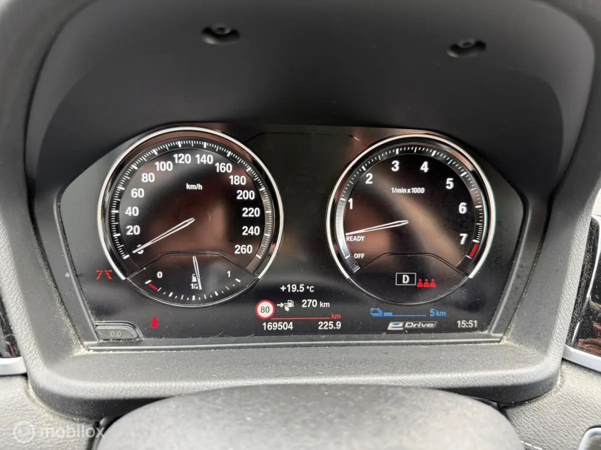 xDrive25e M-SPORT 2022