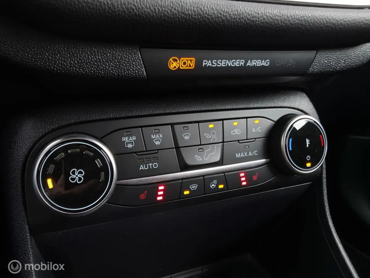 1.0 EcoBoost Hybrid ST-Line X / B&O / Virtual