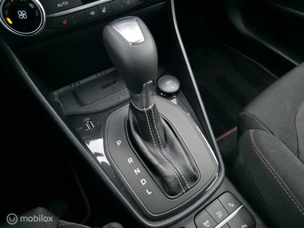 1.0 EcoBoost Hybrid ST-Line X / B&O / Virtual
