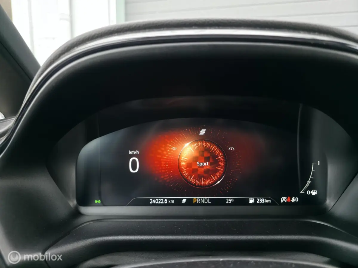 1.0 EcoBoost Hybrid ST-Line X / B&O / Virtual