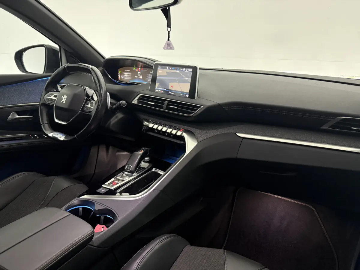 1.6 PureTech GT-Line 7p. | Pano | Camera | Sfeer | Virtual | Carplay | LED | Clima | Cruise