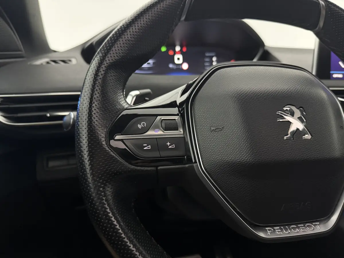 1.6 PureTech GT-Line 7p. | Pano | Camera | Sfeer | Virtual | Carplay | LED | Clima | Cruise