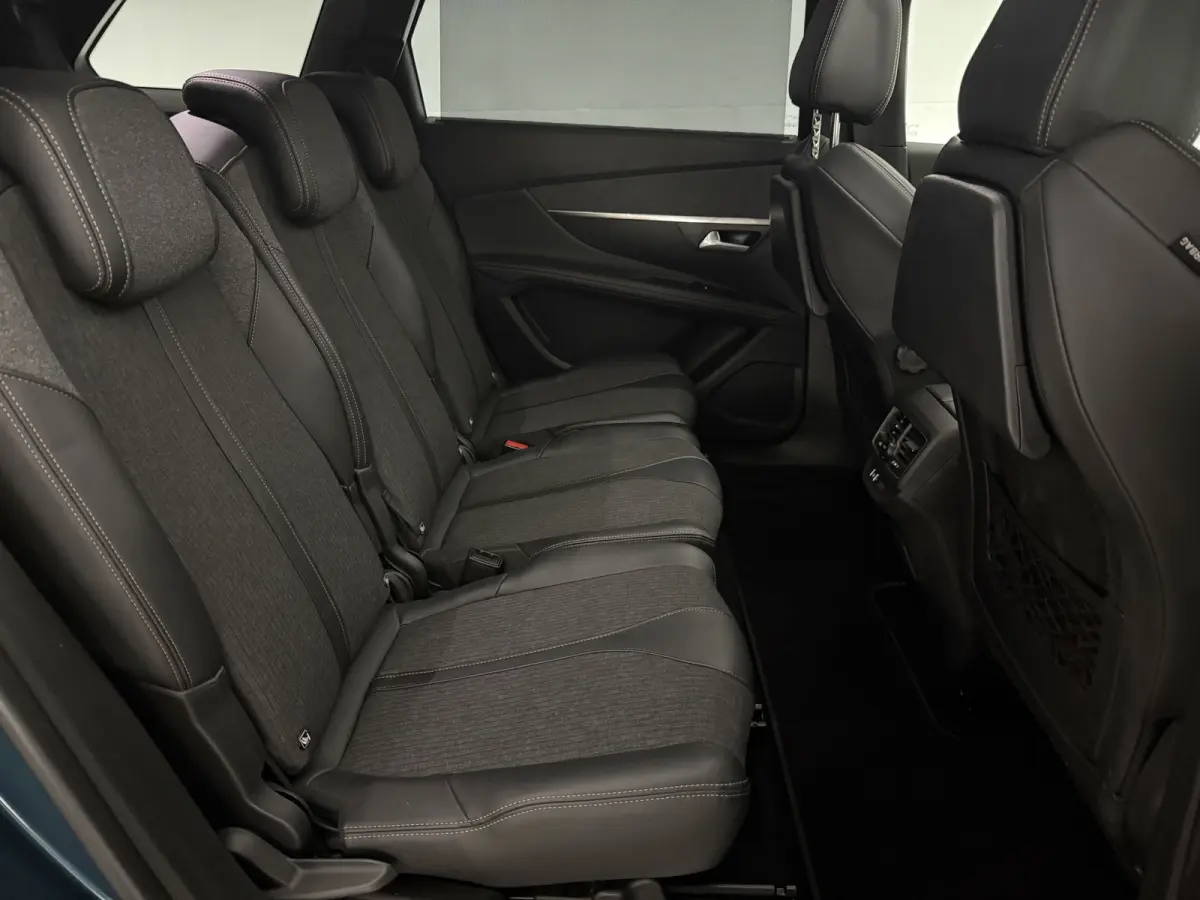 1.6 PureTech GT-Line 7p. | Pano | Camera | Sfeer | Virtual | Carplay | LED | Clima | Cruise
