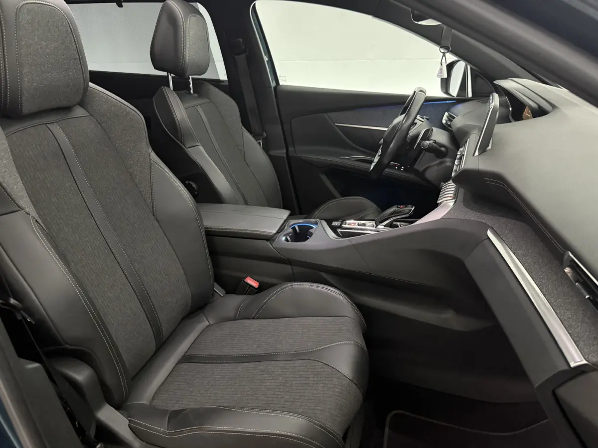 1.6 PureTech GT-Line 7p. | Pano | Camera | Sfeer | Virtual | Carplay | LED | Clima | Cruise