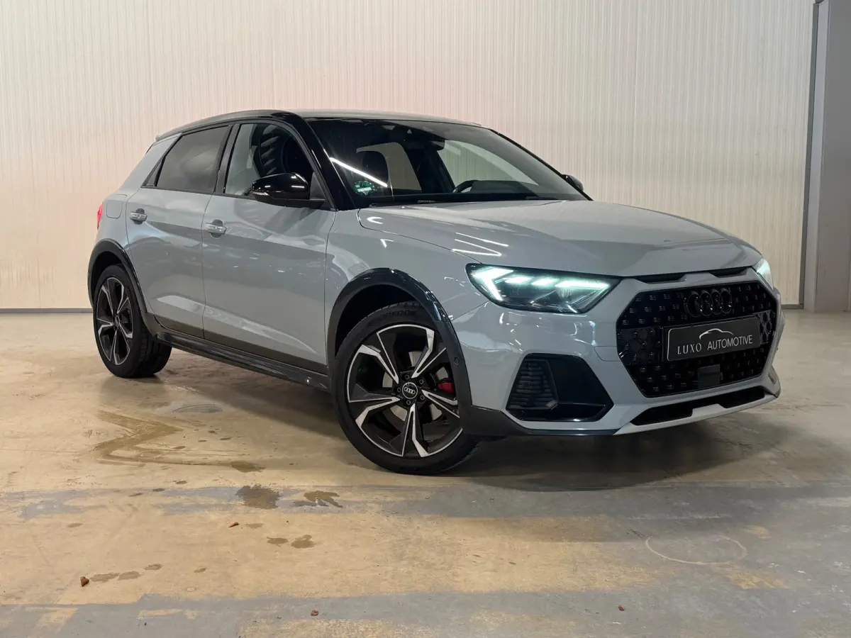 Citycarver 35 TFSI epic | BLACK OPTIC | B&O | NARDO GREY | CAMERA | AMBIANCE