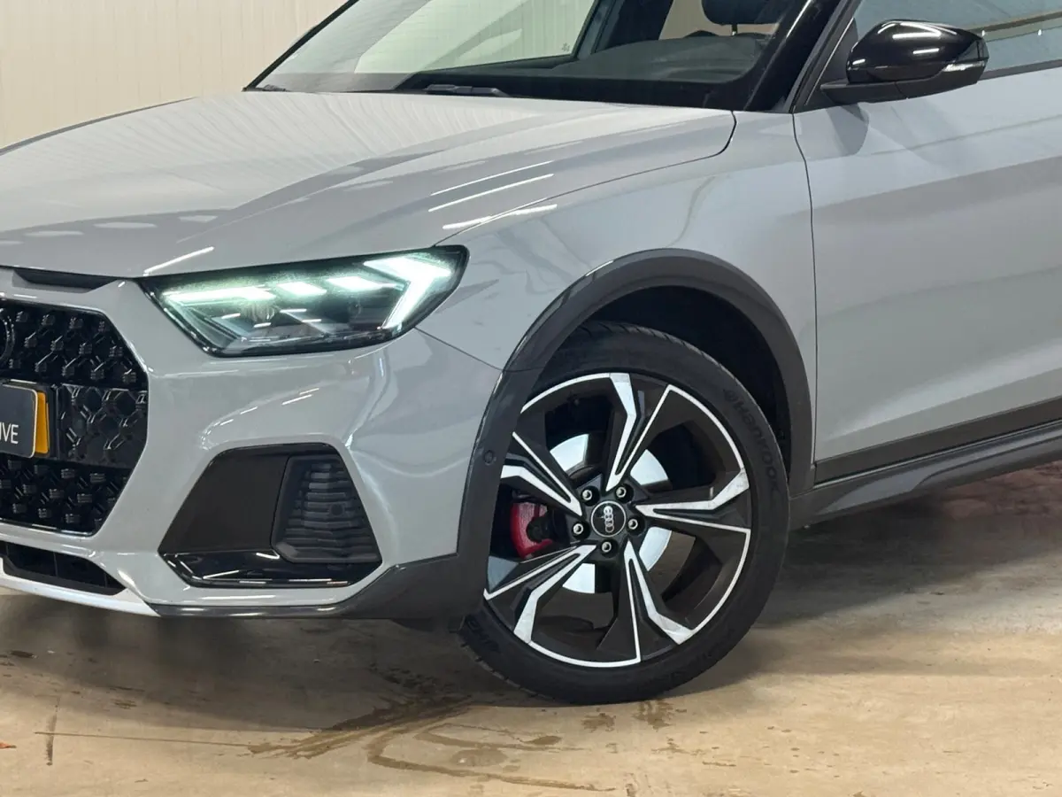 Citycarver 35 TFSI epic | BLACK OPTIC | B&O | NARDO GREY | CAMERA | AMBIANCE
