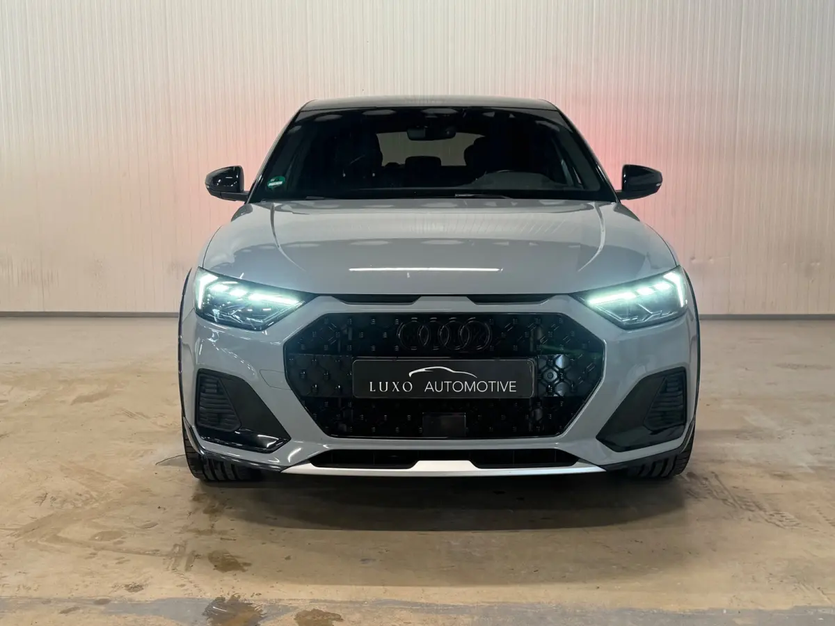 Citycarver 35 TFSI epic | BLACK OPTIC | B&O | NARDO GREY | CAMERA | AMBIANCE