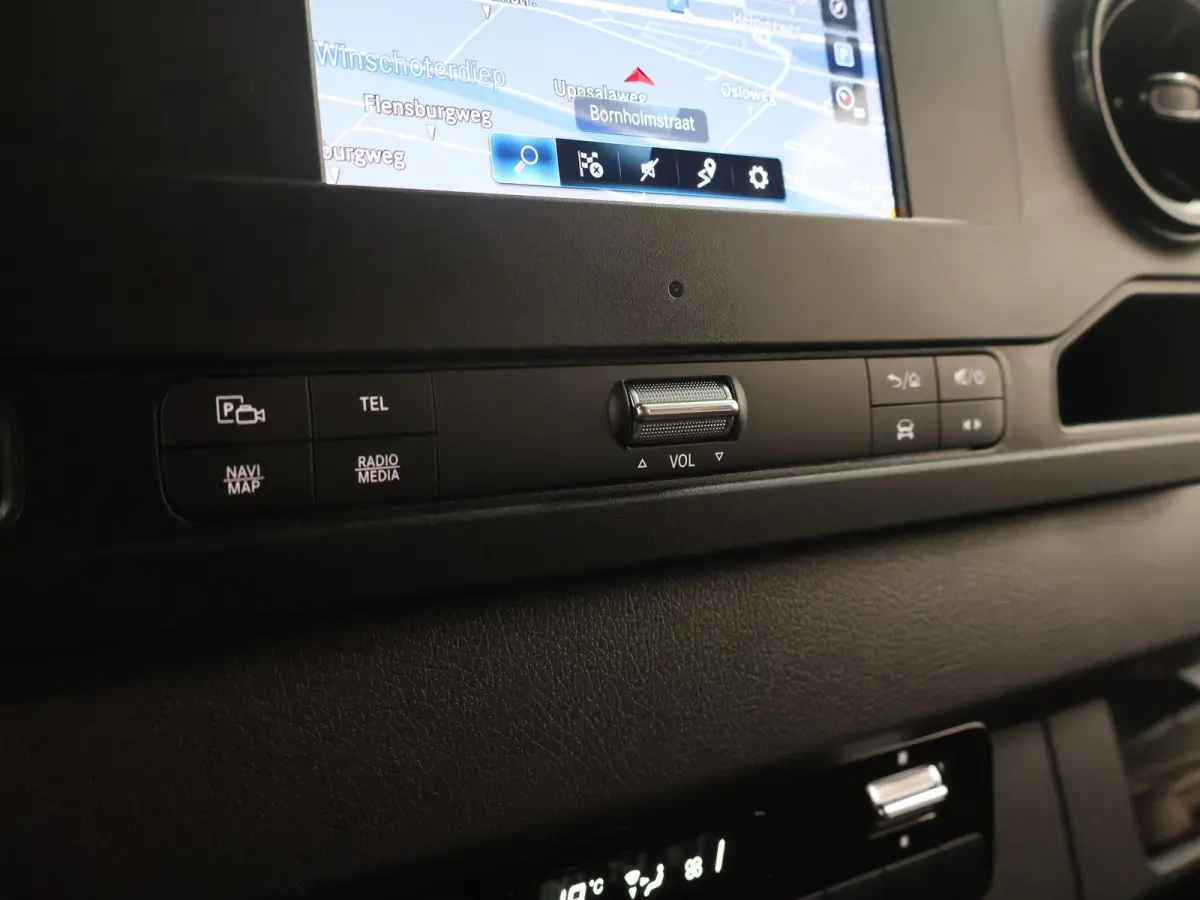315 CDI | AUT. | L3 H2 | 2-ZITS | ZWAAIBALK | TREKHAAK | NAVIGATIE | PARKEERCAMERA | CRUISE CONTROL | CERTIFIED