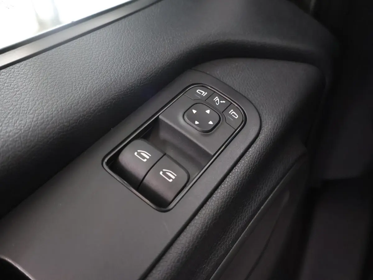 315 CDI | AUT. | L3 H2 | 2-ZITS | ZWAAIBALK | TREKHAAK | NAVIGATIE | PARKEERCAMERA | CRUISE CONTROL | CERTIFIED