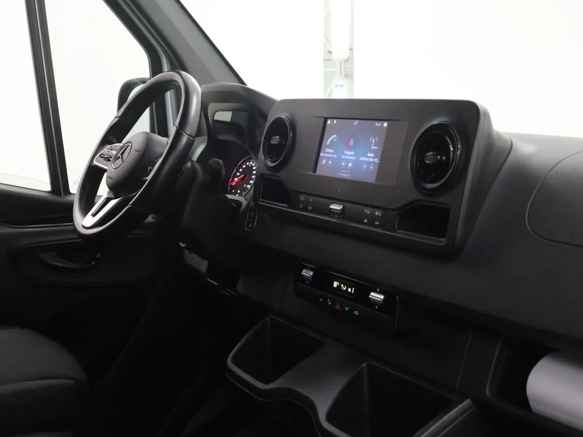 315 CDI | AUT. | L3 H2 | 2-ZITS | ZWAAIBALK | TREKHAAK | NAVIGATIE | PARKEERCAMERA | CRUISE CONTROL | CERTIFIED