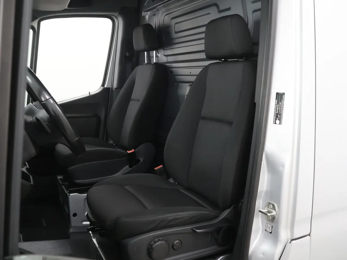 315 CDI | AUT. | L3 H2 | 2-ZITS | ZWAAIBALK | TREKHAAK | NAVIGATIE | PARKEERCAMERA | CRUISE CONTROL | CERTIFIED