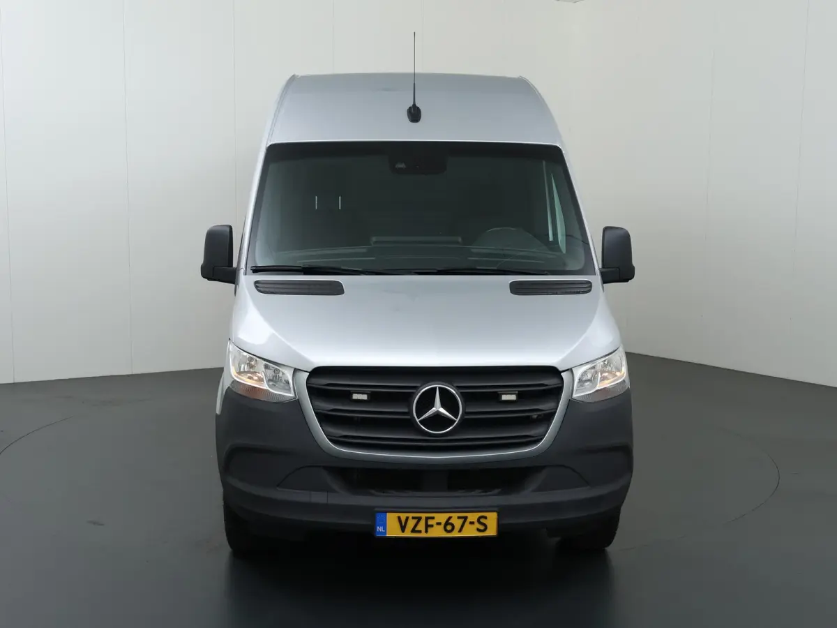 315 CDI | AUT. | L3 H2 | 2-ZITS | ZWAAIBALK | TREKHAAK | NAVIGATIE | PARKEERCAMERA | CRUISE CONTROL | CERTIFIED