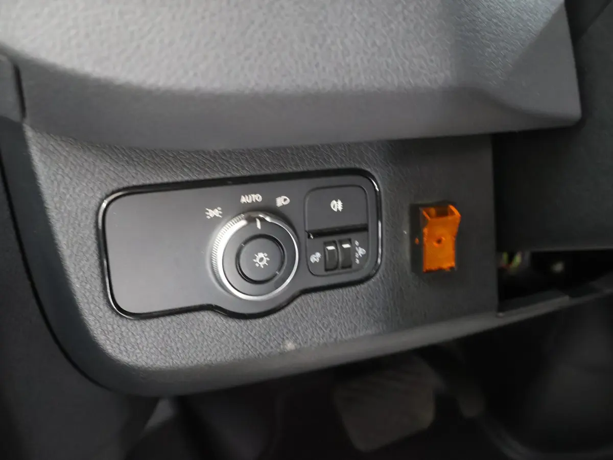 315 CDI | AUT. | L3 H2 | 2-ZITS | ZWAAIBALK | TREKHAAK | NAVIGATIE | PARKEERCAMERA | CRUISE CONTROL | CERTIFIED