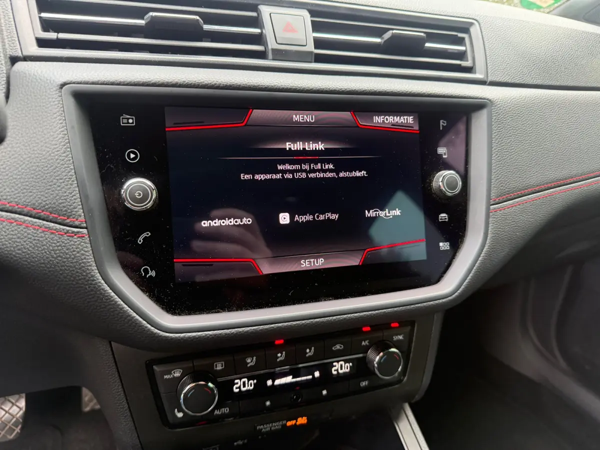 1.0 TSI FR DSG I CARPLAY I ALCANTARA I PDC I CLIMA I CRUISE I VOL!!
