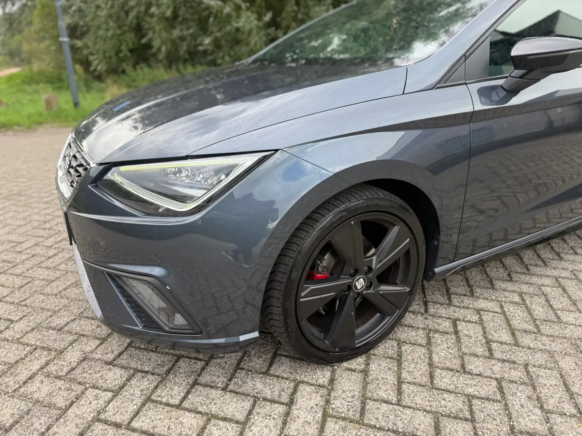 1.0 TSI FR DSG I CARPLAY I ALCANTARA I PDC I CLIMA I CRUISE I VOL!!